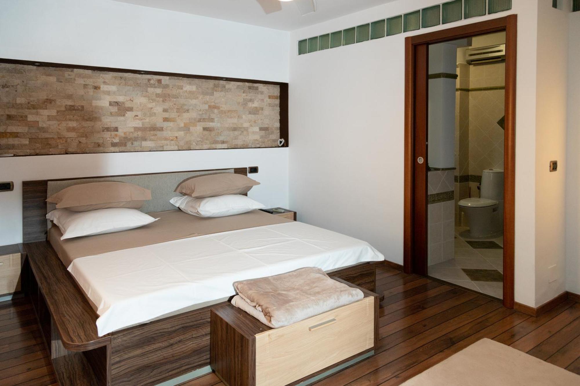 Apartament Central 1 Drobeta Turnu Severin Buitenkant foto
